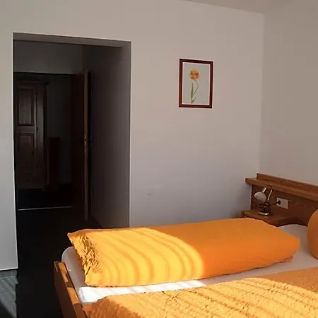 Hotel Hotel-gasthof Roessle 2*